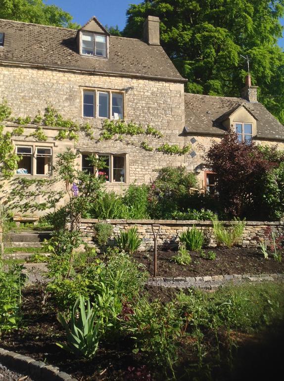 Dove Cottage Bisley  Екстериор снимка